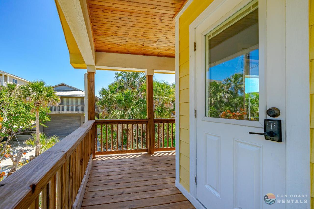 Dog Friendly Loft Steps From Beach With Gas Barbecue Grill And Upstairs Deck! New Smyrna Beach Exterior foto